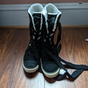 Converse lace up boots with shearling lining